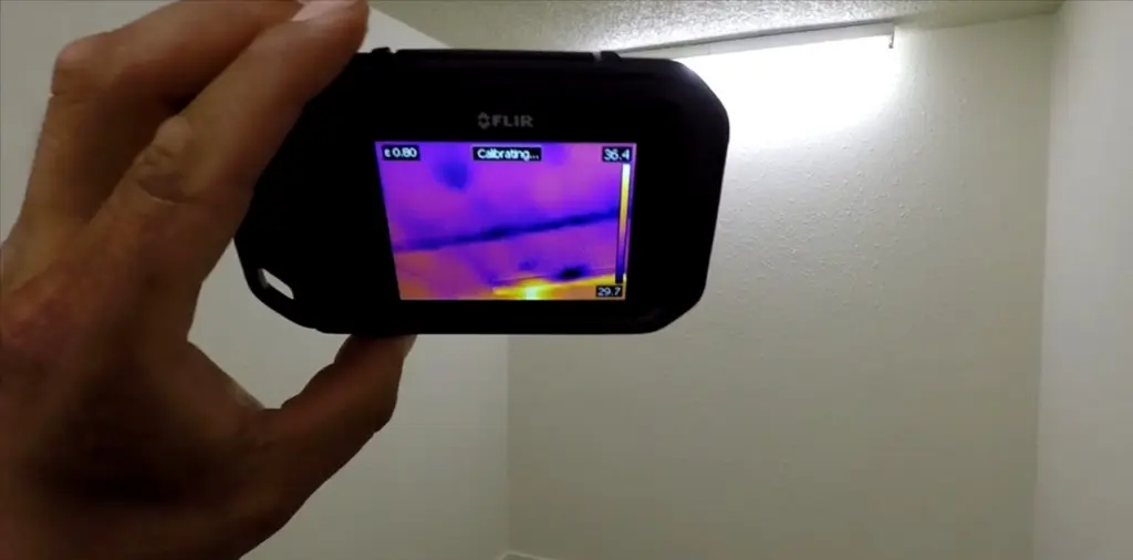 Water damage restoration process in Phoenix from inspection and extraction to drying and repair